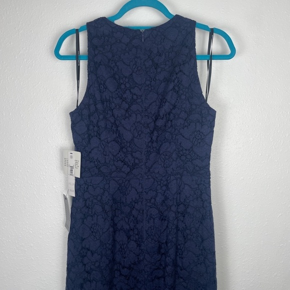 NWT Maggy London Navy Valentine Midi Dress with 3-d floral appliques Sz. 6 - Picture 9 of 13